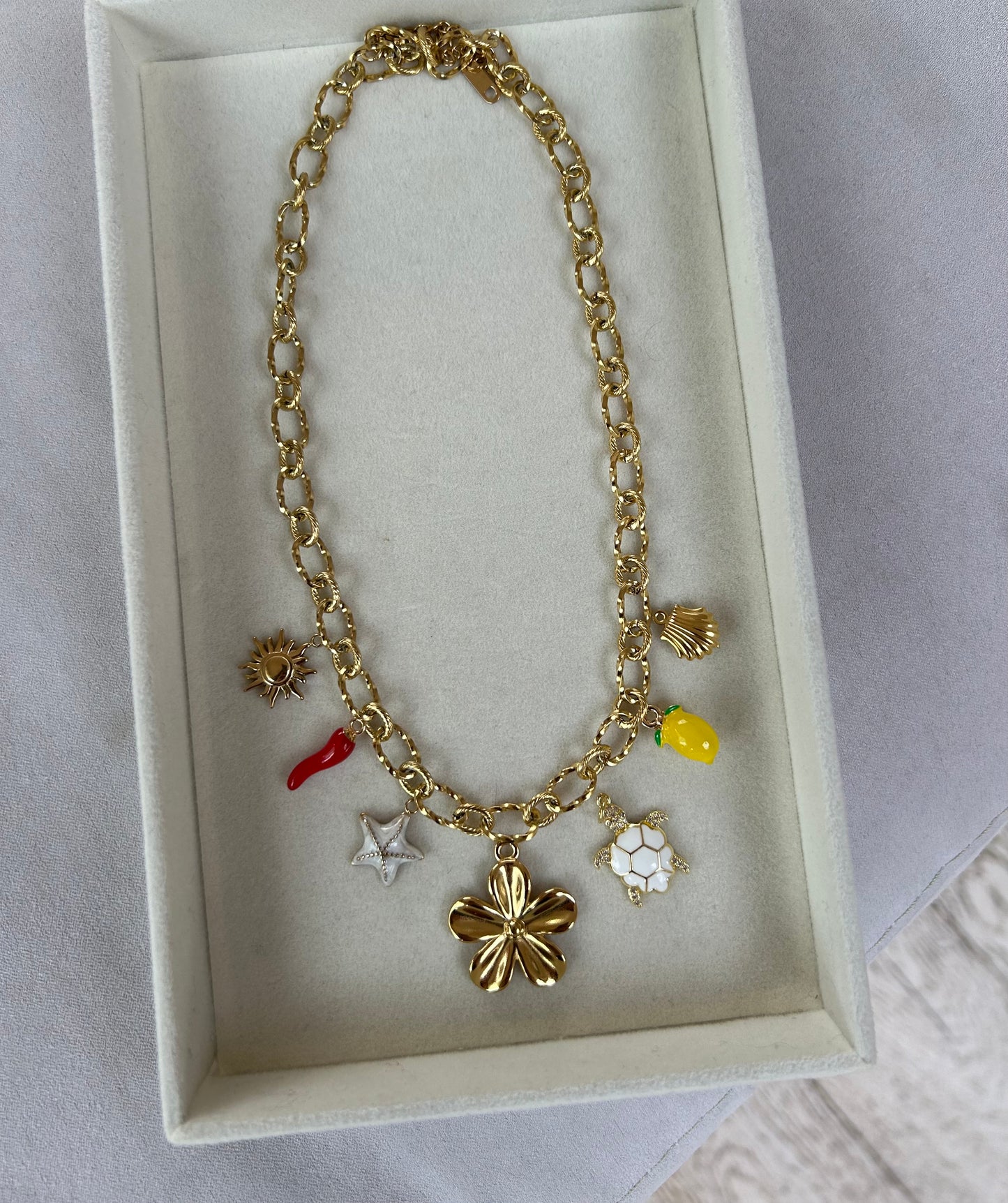 Collier chaîne dorée à personnaliser / commande garantie pour Noël