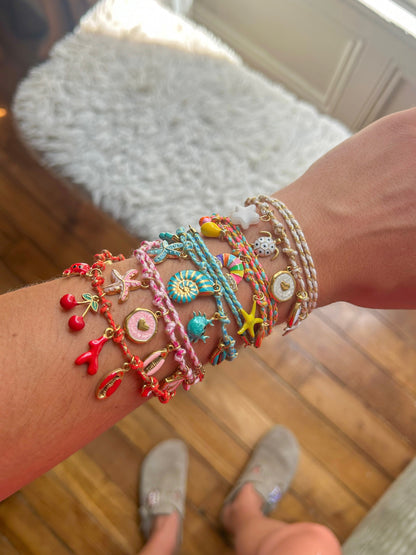 Bracelet cordon à personnaliser avec charms
