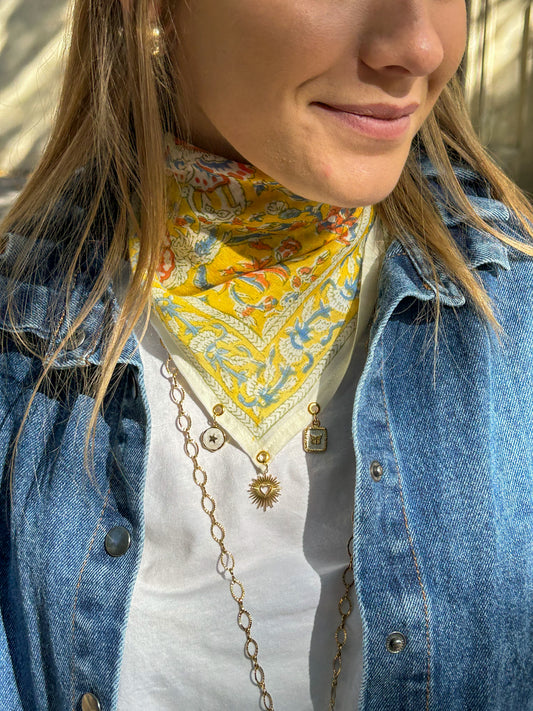 Foulard indien à charms personnalisable